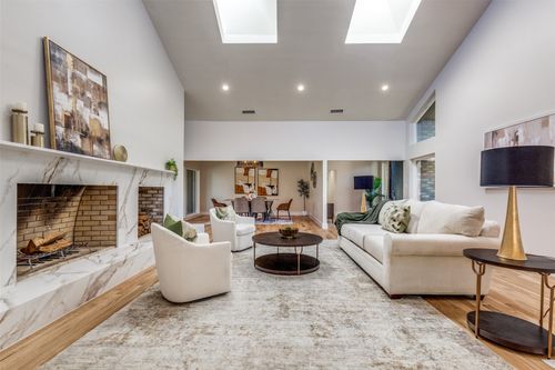 17119 Skelton Pl, Dallas, TX, 75248-1624 | Card Image