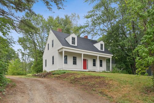 34 Troop Road, Pittston, ME, 04345 | Card Image