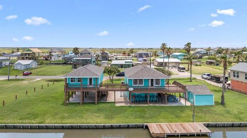 621 County Road 202, Sargent, TX, 77414-2211 | Card Image