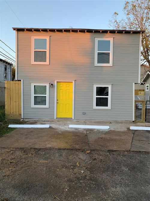 a-4601 Hain St, Houston, TX, 77009-3323 | Card Image