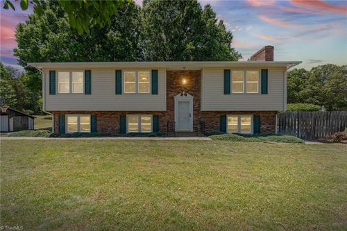 661 Liberty Church Road, Mocksville, NC, 27028 | Card Image