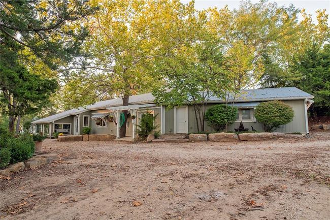 888 N 1928 Th Rd, House other with 3 bedrooms, 3 bathrooms and null parking in Lecompton KS | Image 4