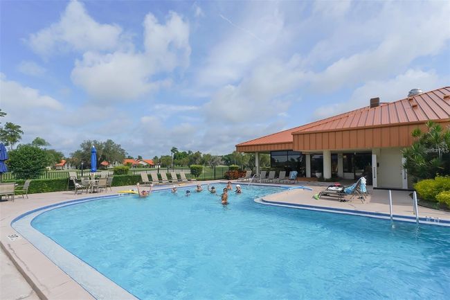APT-202 - 4211 Caddie Dr E, Condo with 2 bedrooms, 2 bathrooms and null parking in BRADENTON FL | Image 45