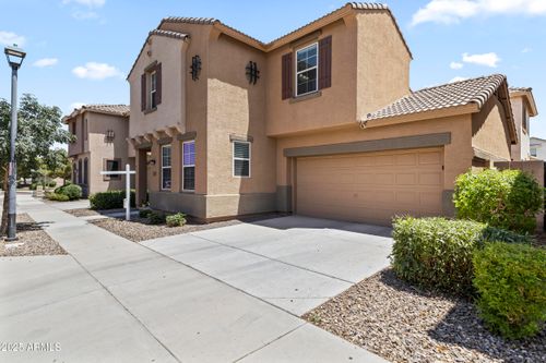 5421 W Burton Dr, Phoenix, AZ, 85043-4761 | Card Image
