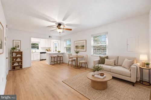 2304 Fairview Ter, ALEXANDRIA, VA, 22303-1906 | Card Image