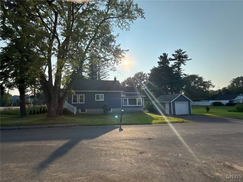 5627 Bear Rd, Syracuse, NY, 13212-1646 | Card Image