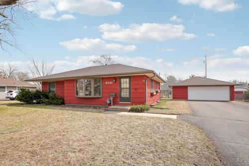 9131 12th Ave, Bloomington, MN, 55425-2203 | Card Image