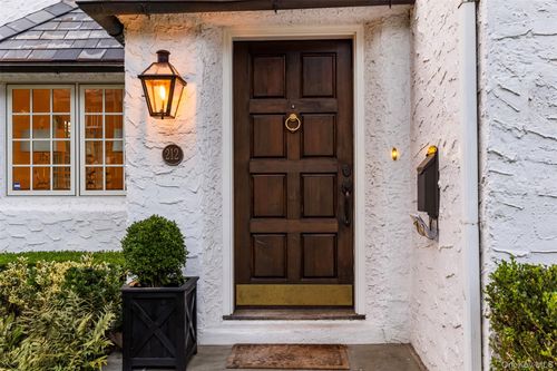 212 Pondfield Rd W, Bronxville, NY, 10708-1019 | Card Image