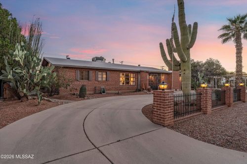 1512 E Copper Street, Tucson, AZ, 85719 | Card Image