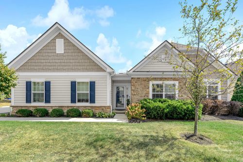4562 Newport Loop E, Grove City, OH, 43123-8178 | Card Image