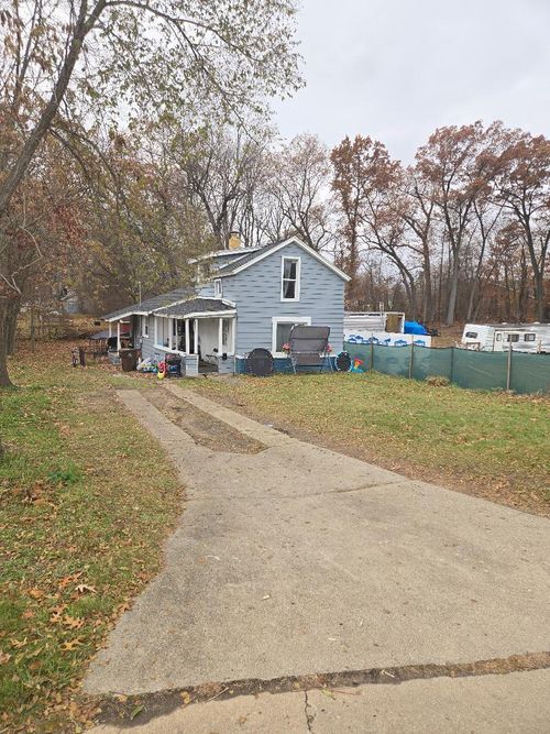 1201 Chauncey St, Albion, MI, 49224-4000 | Card Image