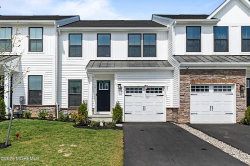 18 Rosemary Way, MOUNT LAUREL, NJ, 08054-9766 | Card Image