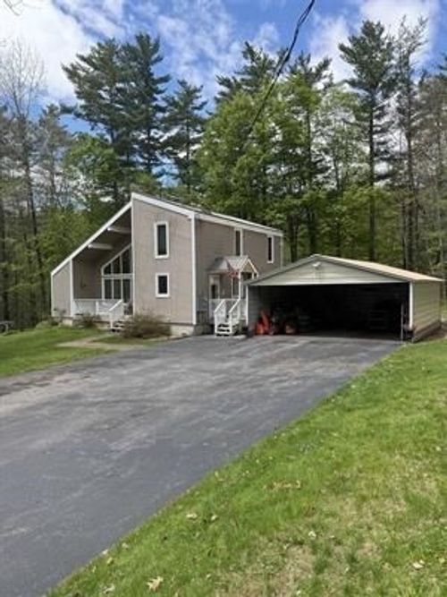 13 Country Road, Hampstead, NH, 03826 | Card Image