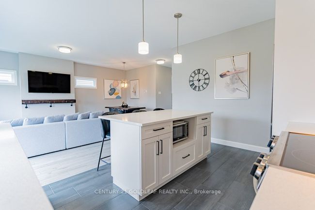 13 Livya St, House attached with 3 bedrooms, 3 bathrooms and 2 parking in Limoges ON | Image 12
