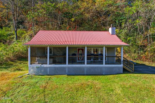 3620 Pittman Center Rd, Sevierville, TN, 37876-7607 | Card Image