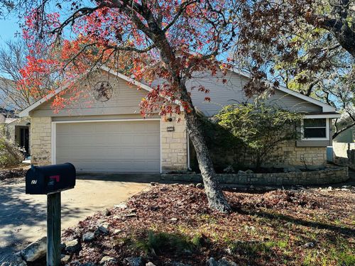27 Par View Dr, Wimberley, TX, 78676-3314 | Card Image