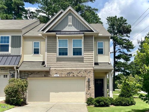 1002 Flagler St, Durham, NC, 27713-8377 | Card Image