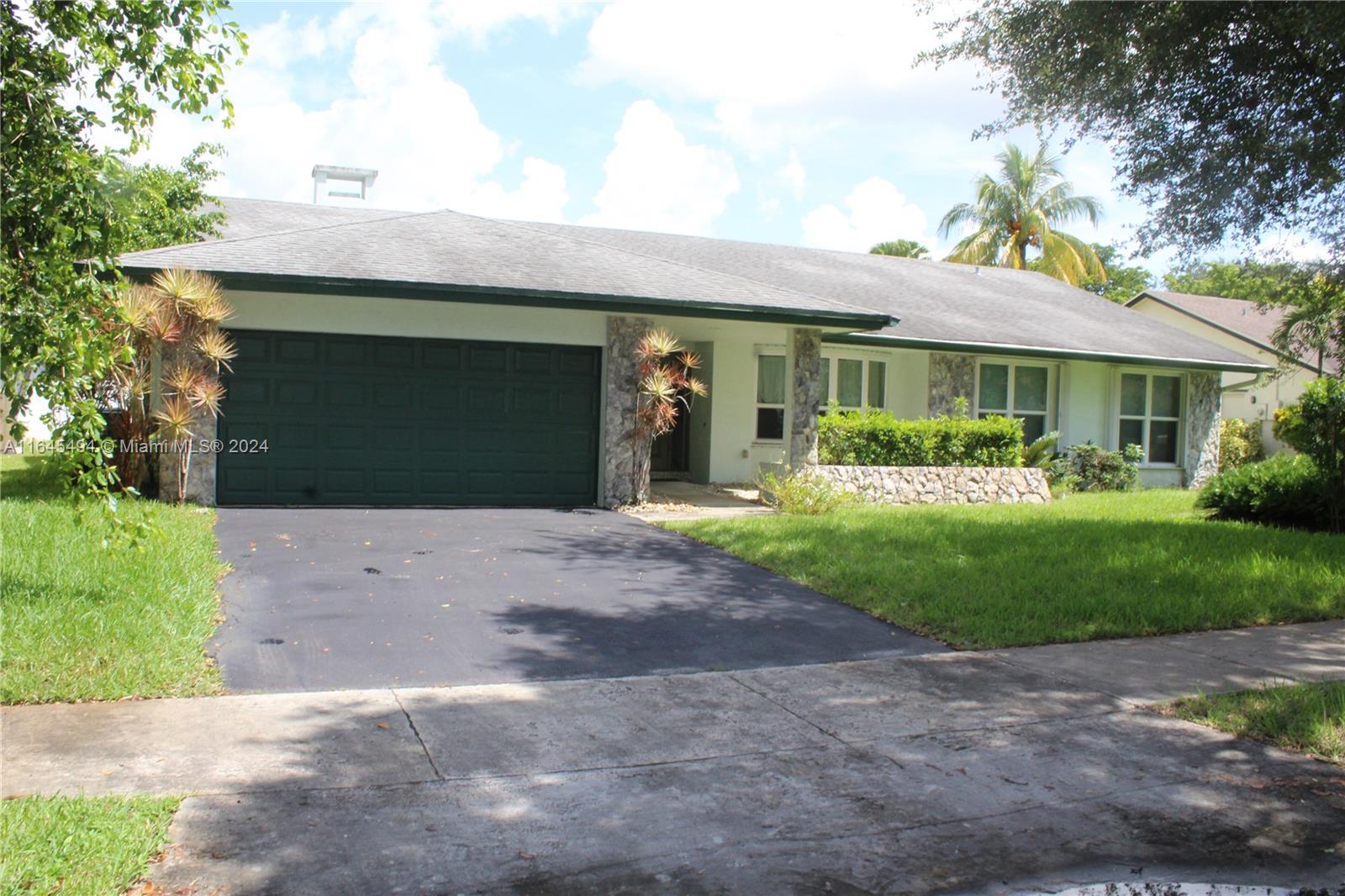 Island Rd, Hollywood, FL 33026