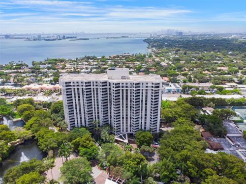 apt-702-2000 Towerside Ter, Miami, FL, 33138-2232 | Card Image