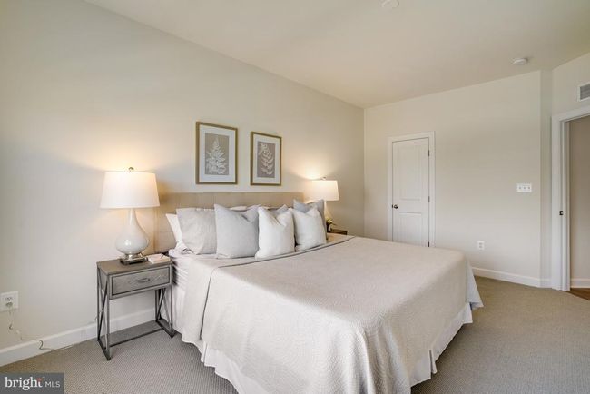 8942 Hubbard Way, House other with 4 bedrooms, 4 bathrooms and null parking in LORTON VA | Image 39