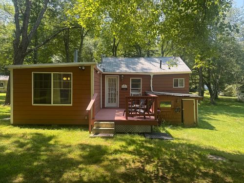 9 Woloski Park, Middleboro, MA, 02346-1216 | Card Image