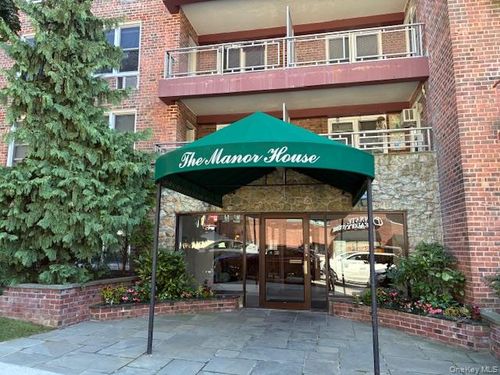 2c-241-20 Northern Blvd, Little Neck, NY, 11362-1009 | Card Image
