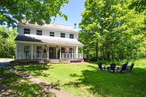 3-1642 Pucker St, Stowe, VT, 05672-4833 | Card Image