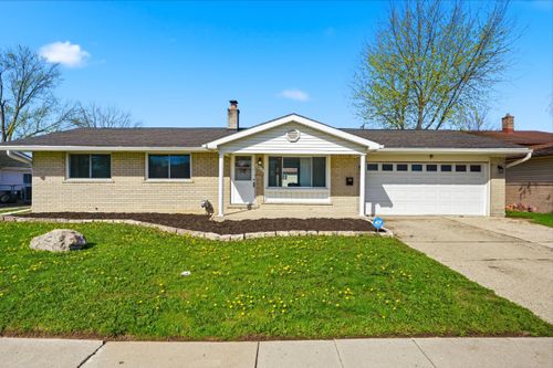 34573 Chope Pl, Clinton Twp, MI, 48035-3321 | Card Image