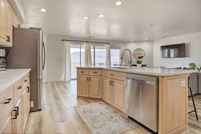 Kitchen | Image 11