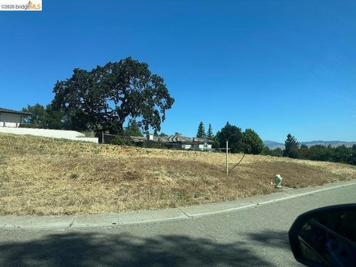 8053 Bethel Ln, Pleasanton, CA, 94588-9672 | Card Image