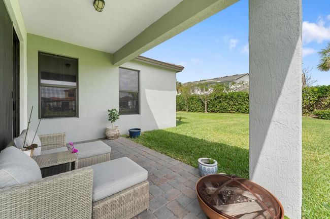 16450 Sandy Shore Dr, House other with 2 bedrooms, 2 bathrooms and null parking in Westlake FL | Image 23