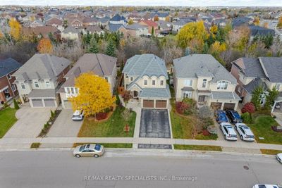 7 Sorbonne Dr, House other with 4 bedrooms, 4 bathrooms and 6 parking in Brampton ON | Image 3