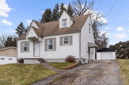 41 Wetmore Dr, Struthers, OH, 44471-2159 | Card Image