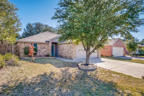 1014 King St, Weatherford, TX, 76086-2157 | Card Image