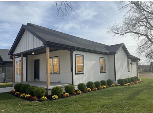 223 E Mill St, Osawatomie, KS, 66064-1138 | Card Image