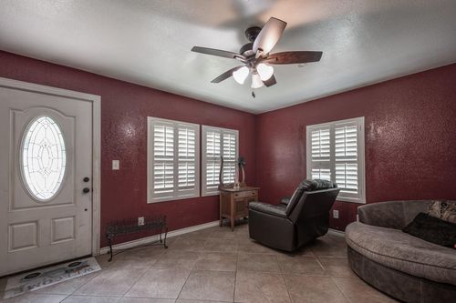 21309 W Memorial Dr, Porter, TX, 77365-4806 | Card Image