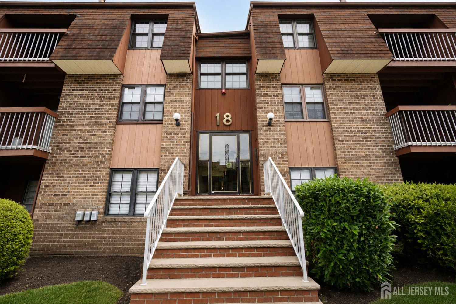 Residential in Woodbridge Proper