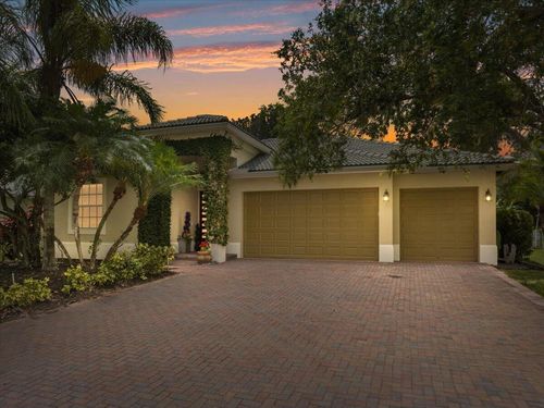 5185 Topaz Ln Sw, Vero Beach, FL, 32968-5870 | Card Image