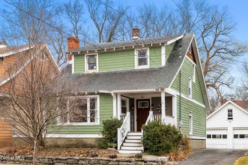 11 Cornelius Ave, Niskayuna, NY, 12309-5901 | Card Image