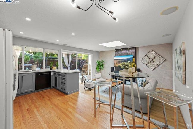 9797 Davona Dr, House other with 4 bedrooms, 2 bathrooms and 2 parking in San Ramon CA | Image 12