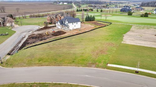 7751 Bentgrass Cir, Yorkville, IL, 60560-3285 | Card Image