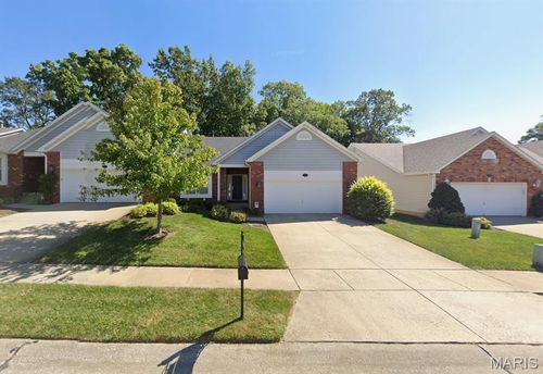 7370 Timberpoint Ct, Fairview Heights, IL, 62208-4517 | Card Image