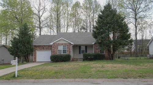 632 Ashley Oaks Dr, Clarksville, TN, 37042-6180 | Card Image