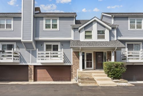 9012-9012 Abbey Lane Lane, Des Plaines, IL, 60016 | Card Image