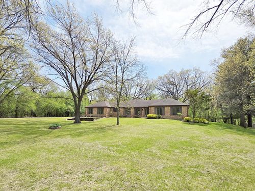 2322 E Sylvan Lane, HARMONY, WI, 53563 | Card Image