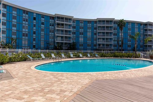 apt-520-3315 58th Ave S, St Petersburg, FL, 33712-4567 | Card Image