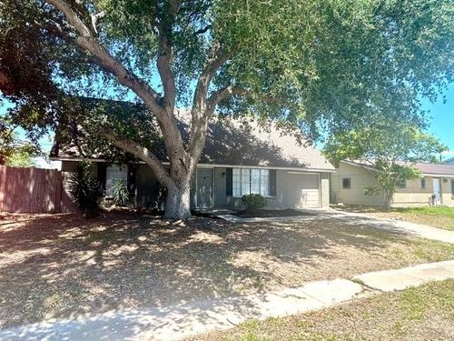 3426 Charlotte Dr, Corpus Christi, TX, 78418-3929 | Card Image