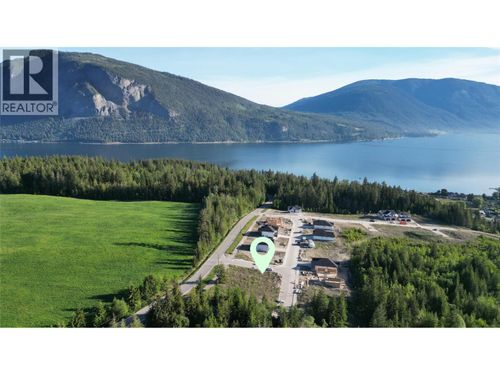 6741 42 Street Ne, Salmon Arm, BC, V0E1K0 | Card Image