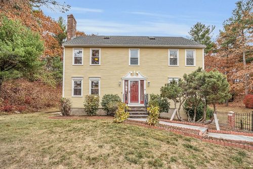 2 Vera Rd, Middleton, MA, 01949-1662 | Card Image