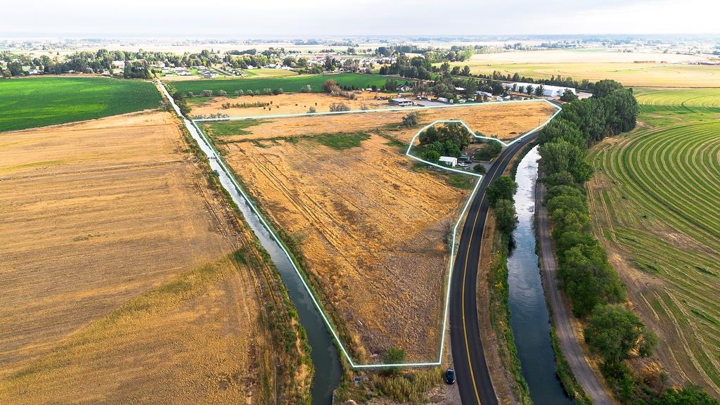 Land in Blackfoot